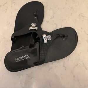 NWOT Michael Kors Black Women's Jelly  Thong Sandals Designer size 8